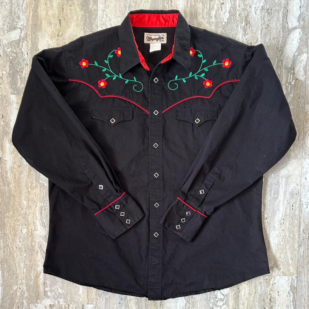 Wrangler Black Western Dress Shirt with Red Embroidery